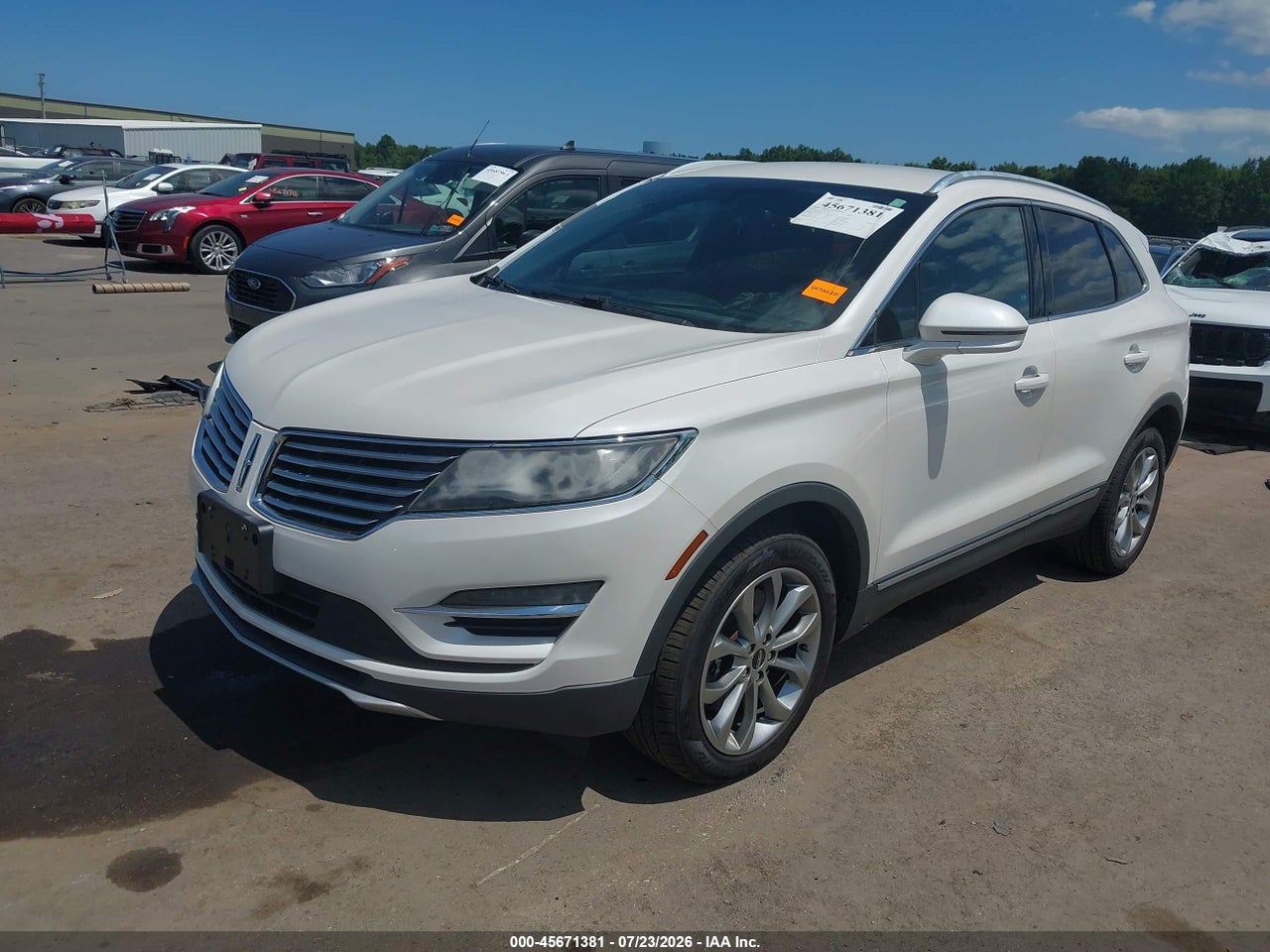2017 LINCOLN MKC SELECT · 2/11