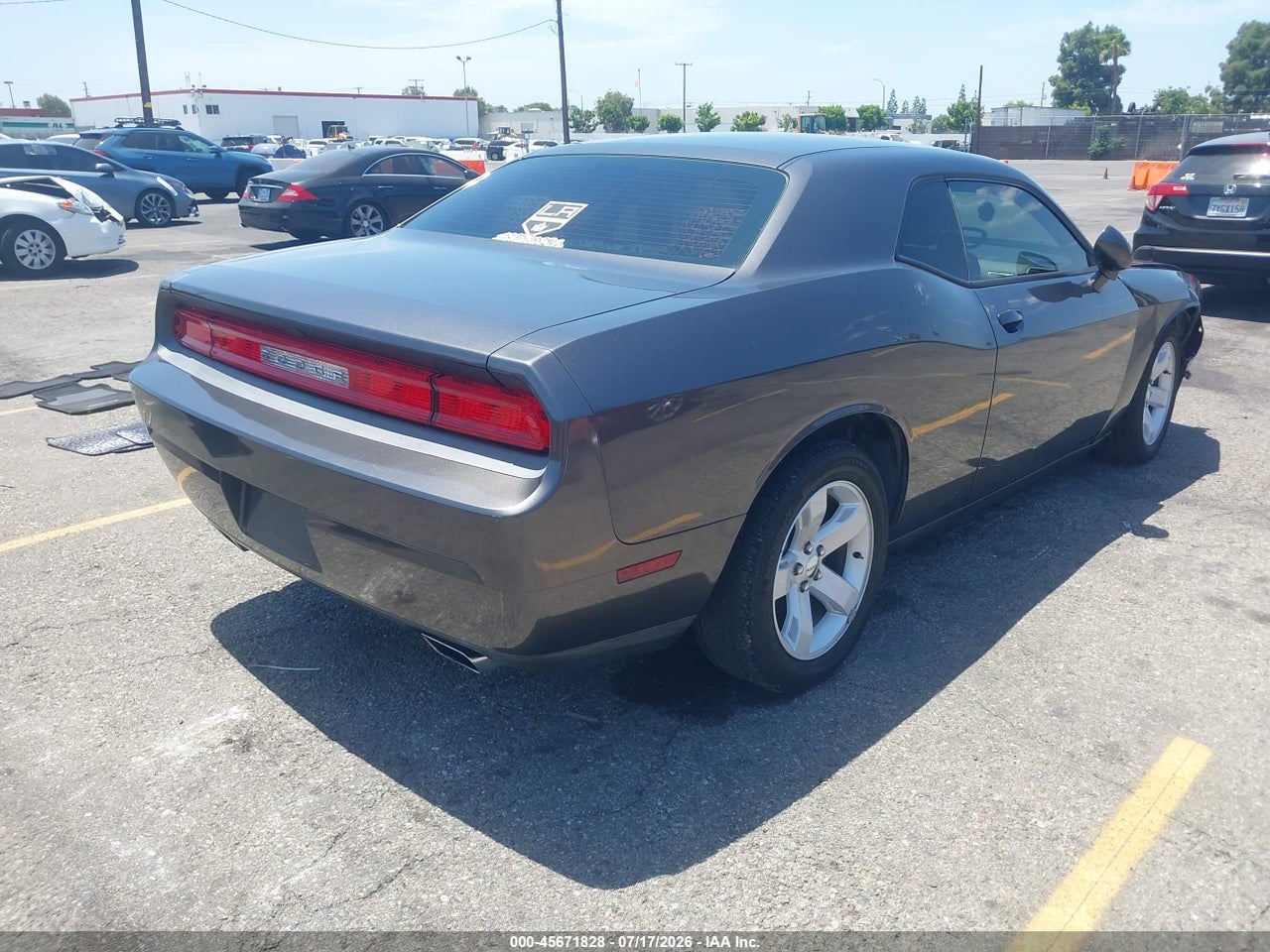 2014 DODGE CHALLENGER SXT · 4/11