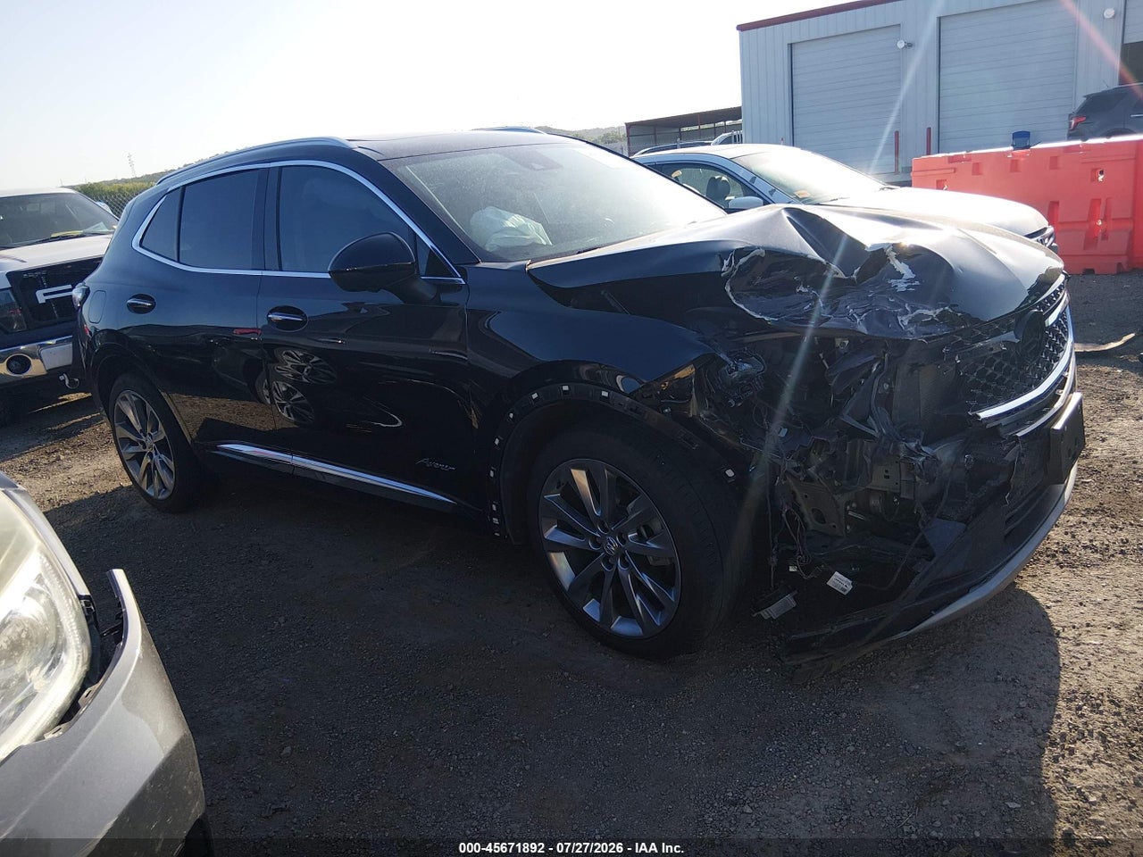 LRBFZRR49ND****** · 2022 BUICK ENVISION FWD AVENIR