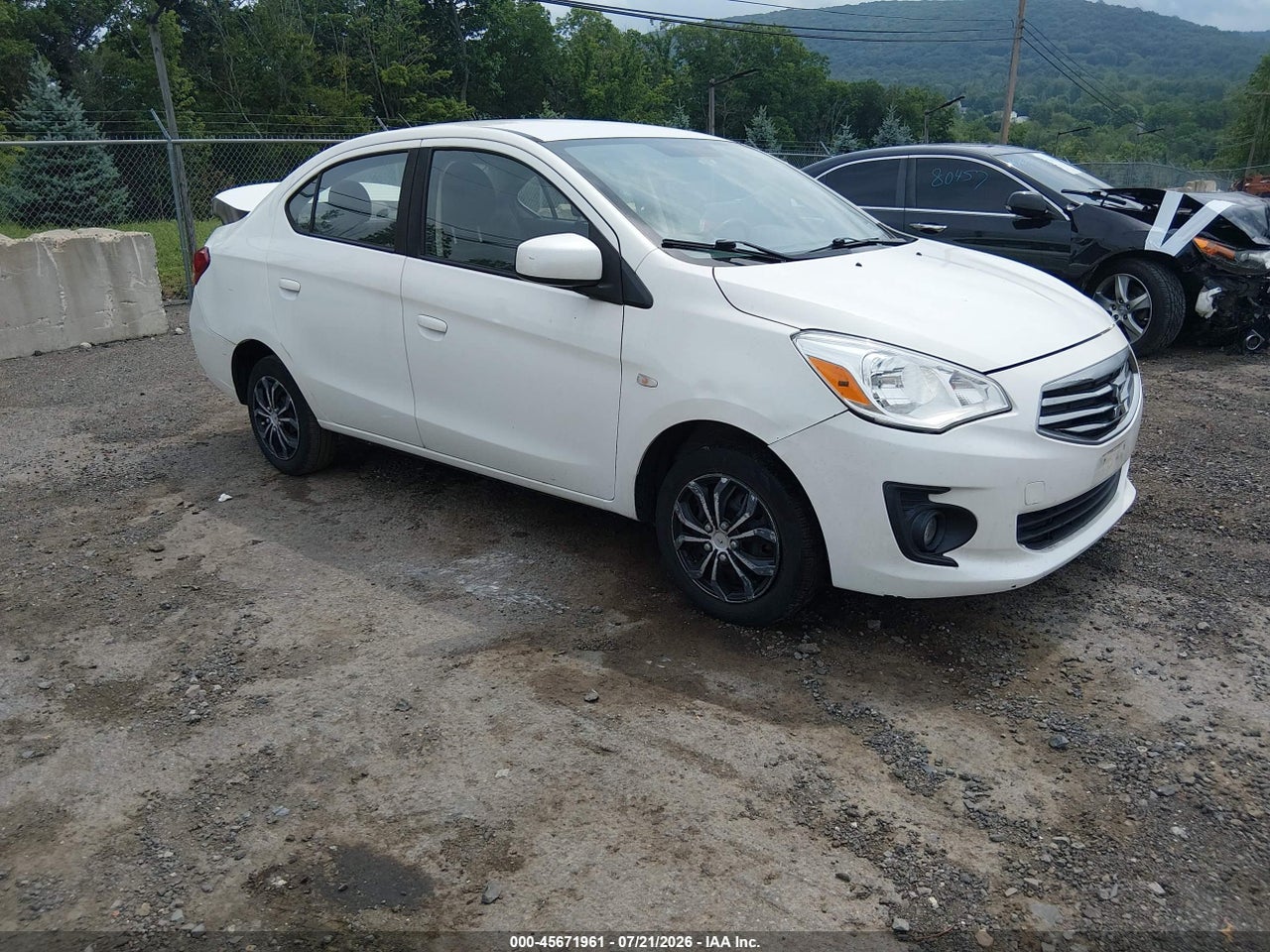 ML32F3FJ1JH****** · 2018 MITSUBISHI MIRAGE G4 ES
