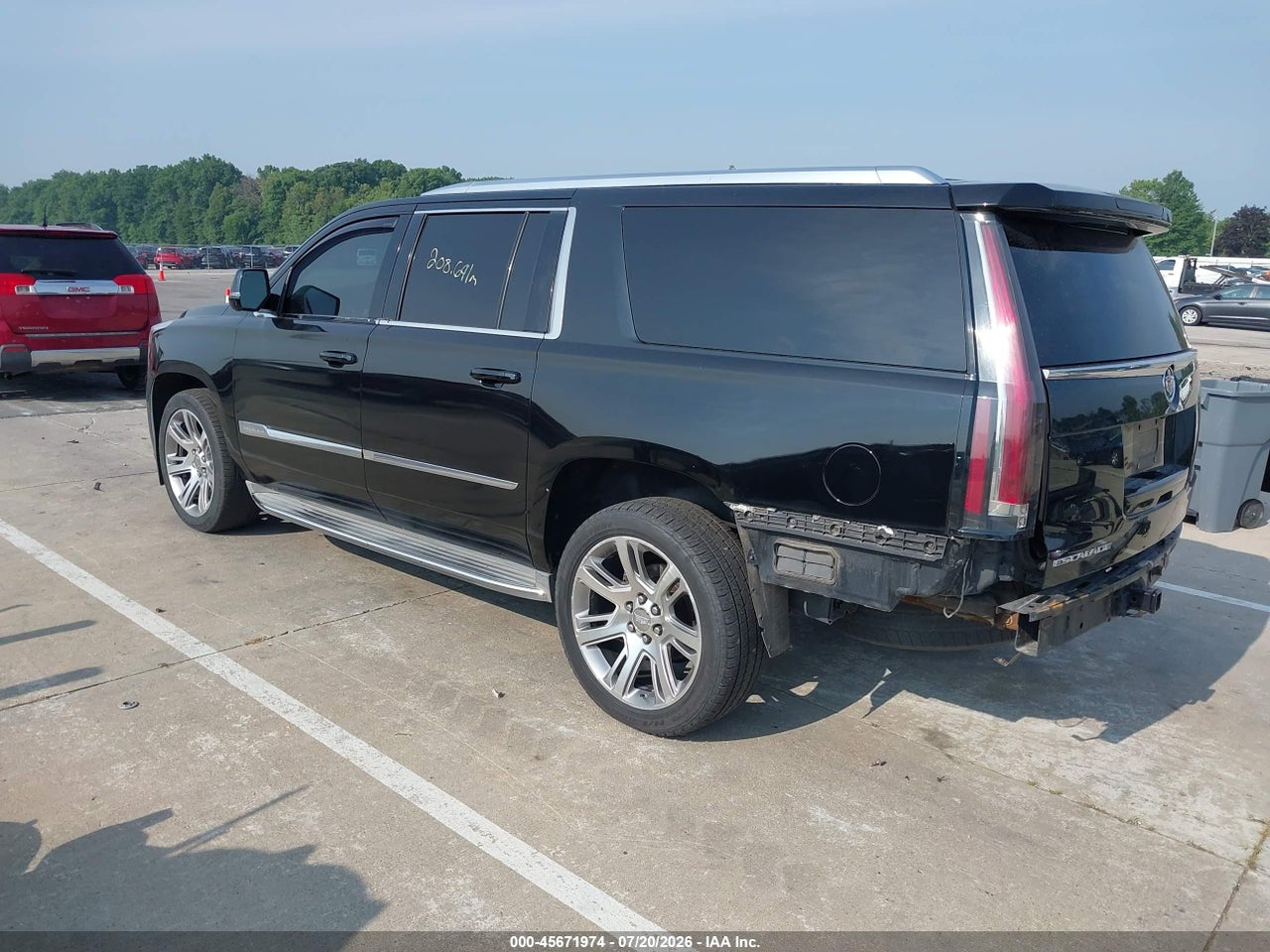2015 CADILLAC ESCALADE ESV LUXURY · 3/11