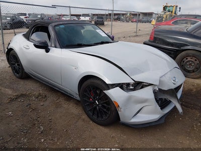 JM1NDAC7XH0****** · 2017 MAZDA MX-5 MIATA