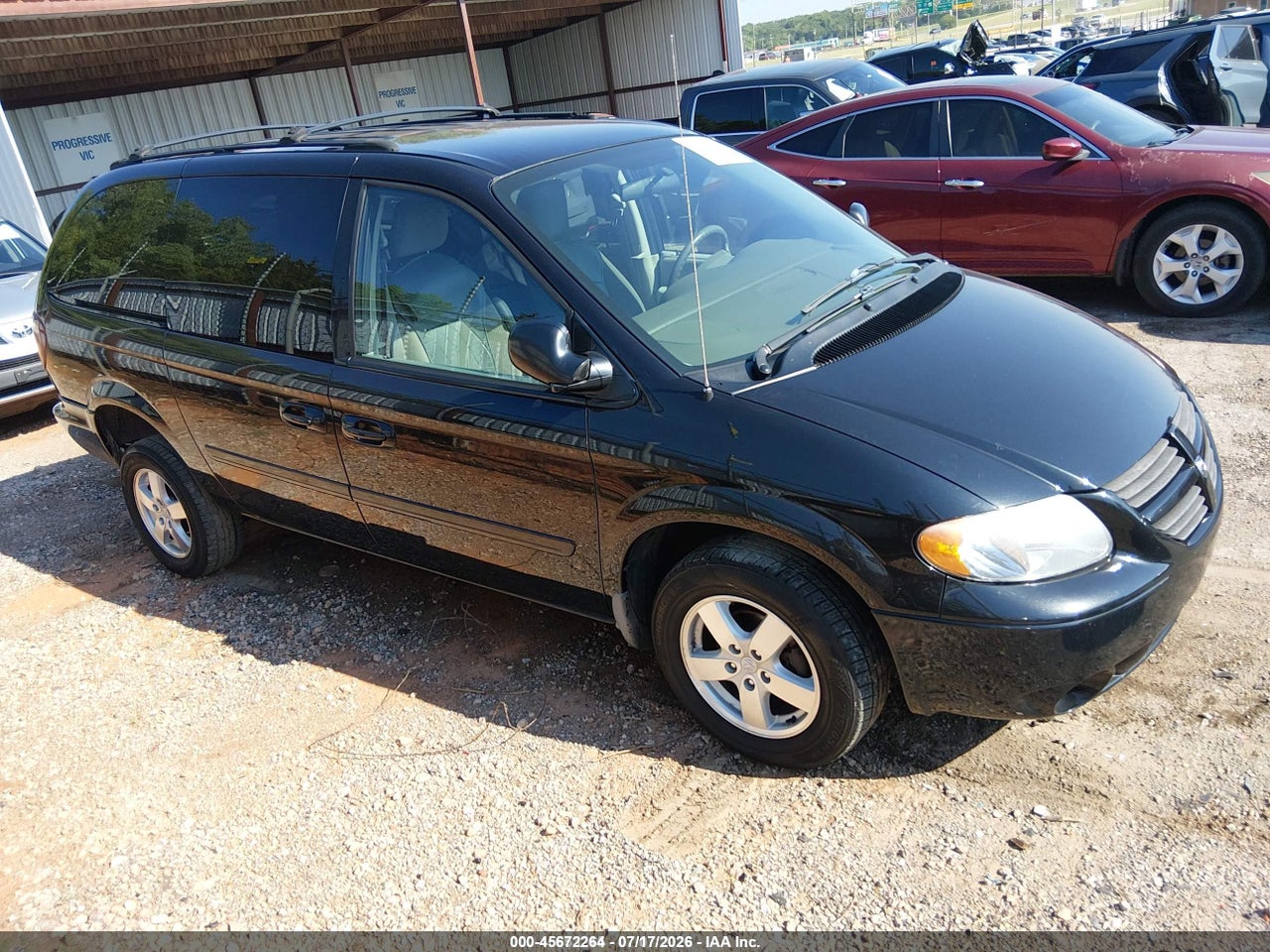2D4GP44L16R****** · 2006 DODGE GRAND CARAVAN SXT