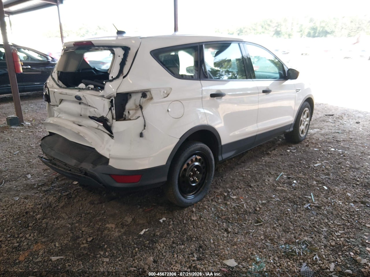 2017 FORD ESCAPE S · 4/11
