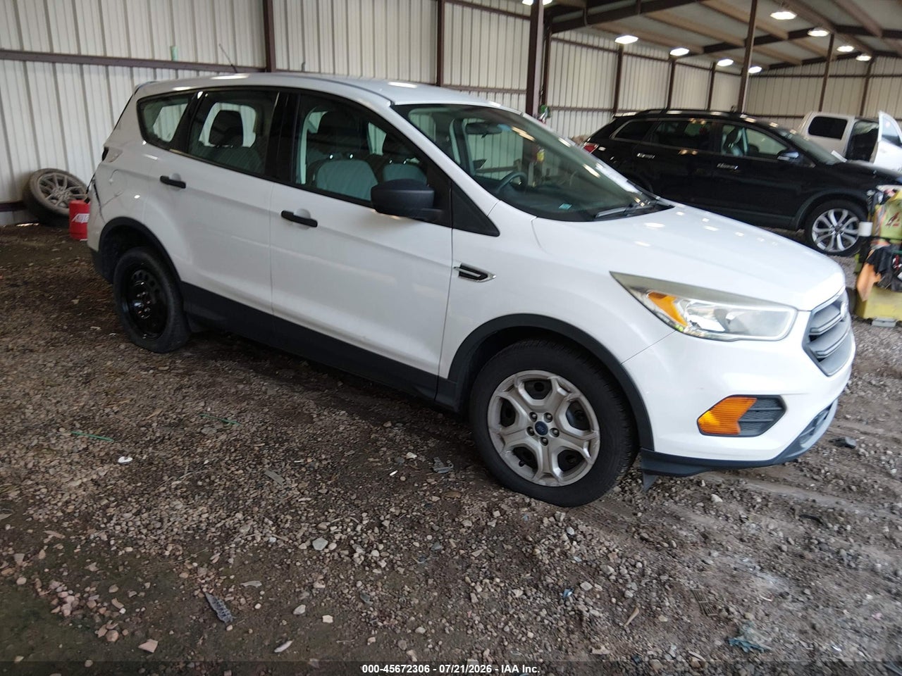 1FMCU0F70HU****** · 2017 FORD ESCAPE S