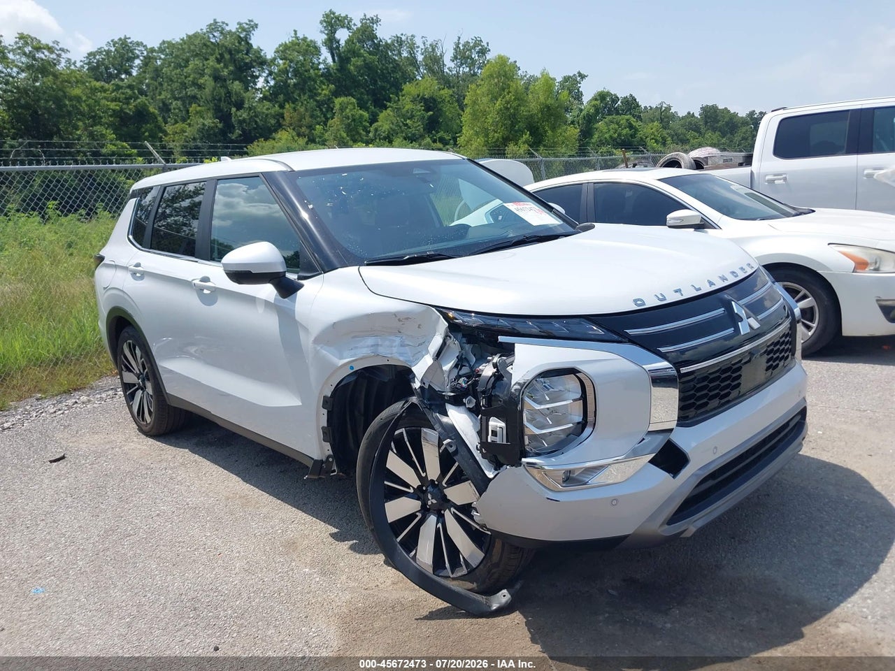 2026 MITSUBISHI OUTLANDER LE 2.5 2WD/SE 2.5 2WD