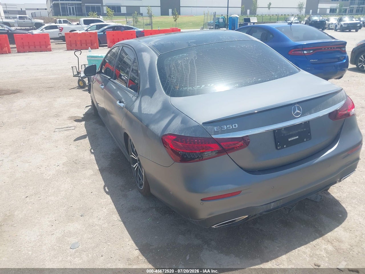 2021 MERCEDES-BENZ E 350 · 3/7