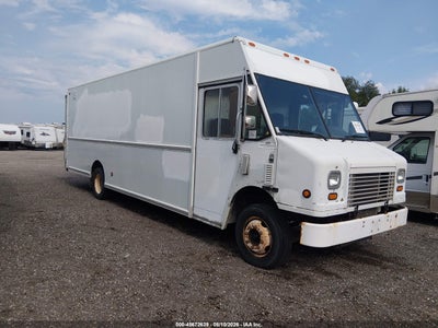 2006 FREIGHTLINER CHASSIS M LINE WALK-IN VAN