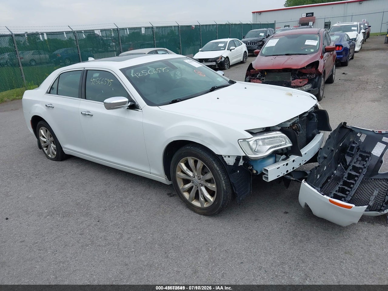 2C3CCAKG1GH****** · 2016 CHRYSLER 300C AWD