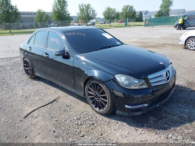 2012 MERCEDES-BENZ C 300 LUXURY 4MATIC/SPORT 4MATIC