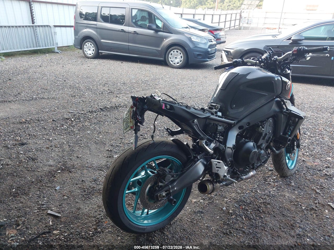 2023 YAMAHA MT09   · 4/10
