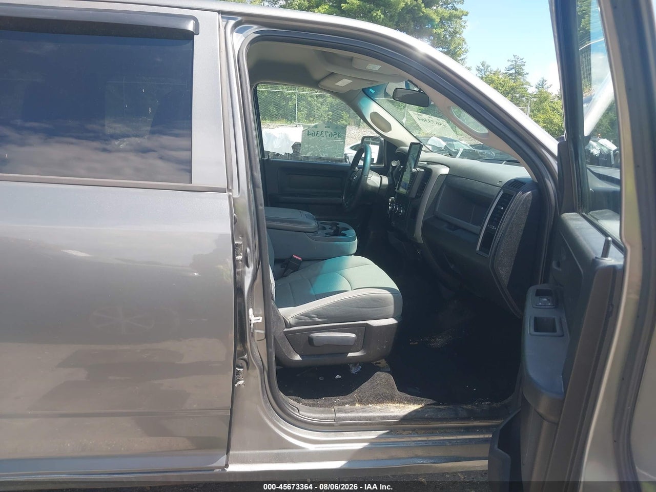 1C6RR7KT7DS****** · 2013 RAM 1500 EXPRESS · 5/11