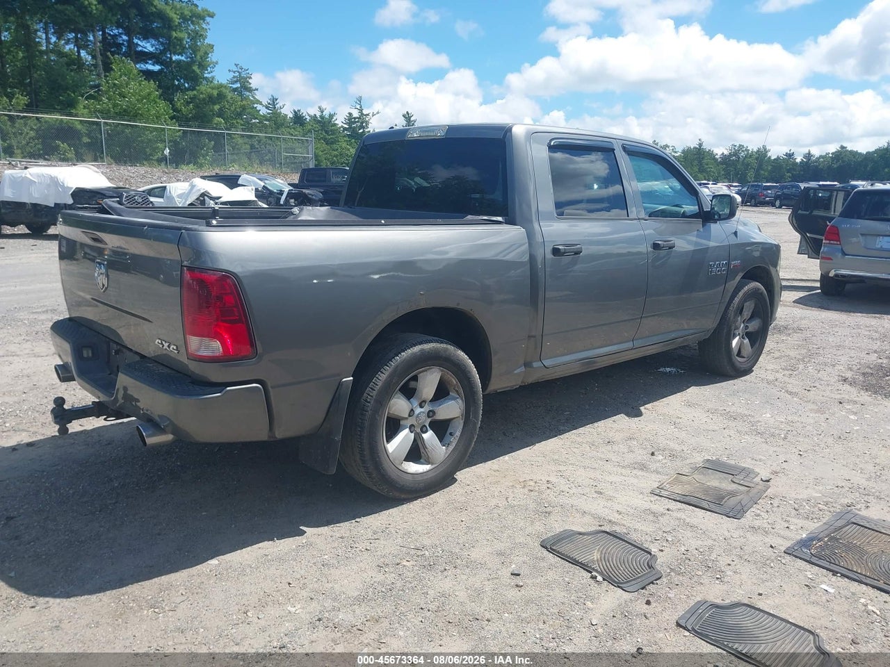 1C6RR7KT7DS****** · 2013 RAM 1500 EXPRESS · 4/11