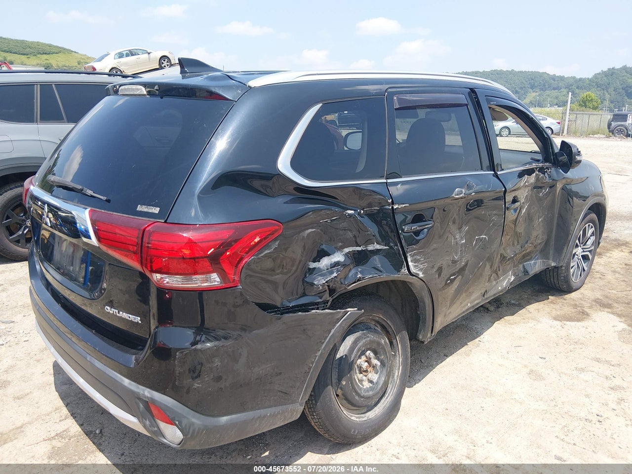 2017 MITSUBISHI OUTLANDER SEL · 4/11