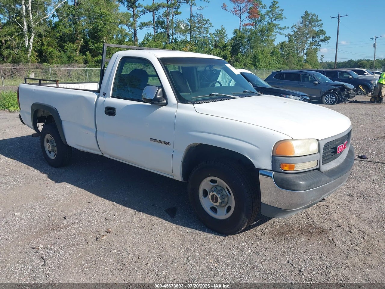 1GTFC24T3YE****** · 2000 GMC SIERRA 2500 SL