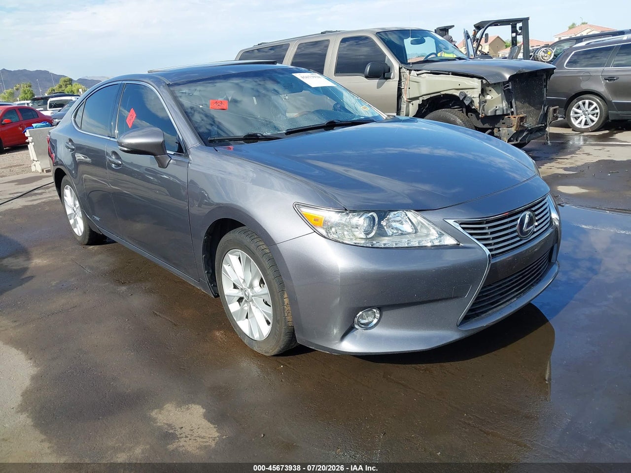 JTHBW1GGXE2****** · 2014 LEXUS ES 300H