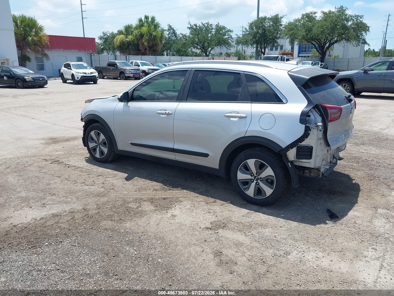 2019 KIA NIRO LX · 3/11