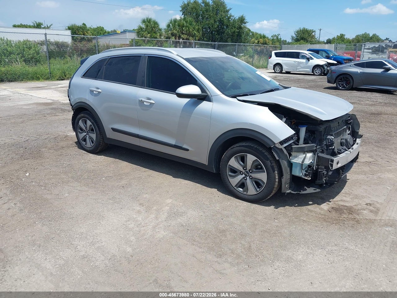 KNDCB3LC9K5****** · 2019 KIA NIRO LX