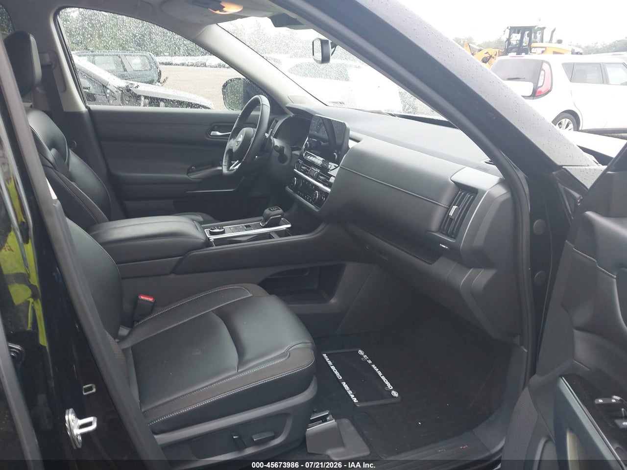 2022 NISSAN PATHFINDER SL 4WD · 5/11