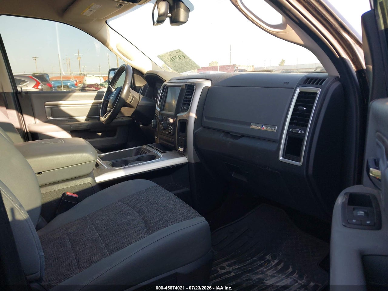 2016 RAM 1500 SLT · 5/11