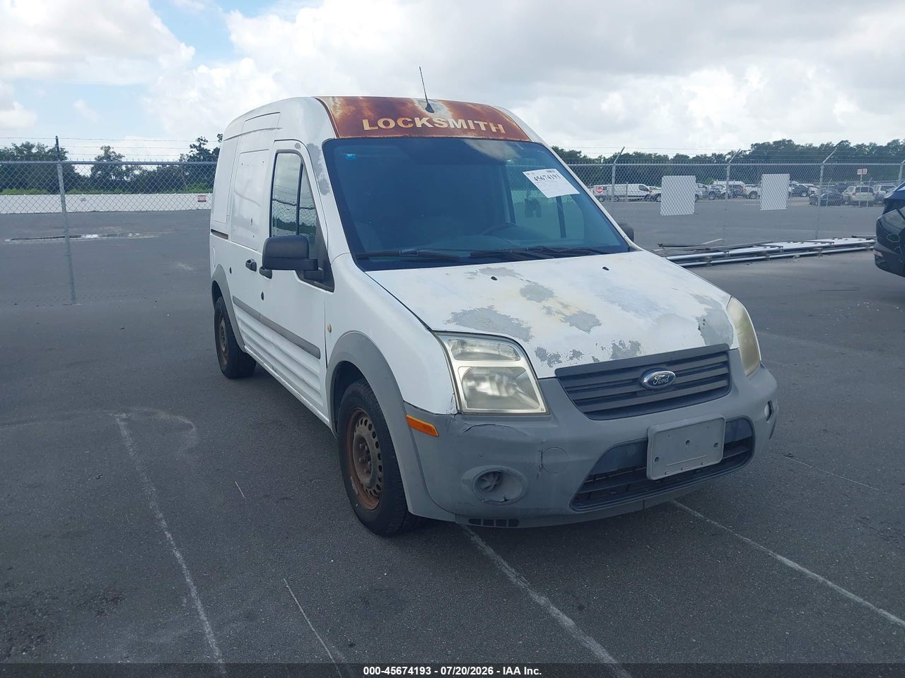 NM0LS7ANXAT****** · 2010 FORD TRANSIT CONNECT XL
