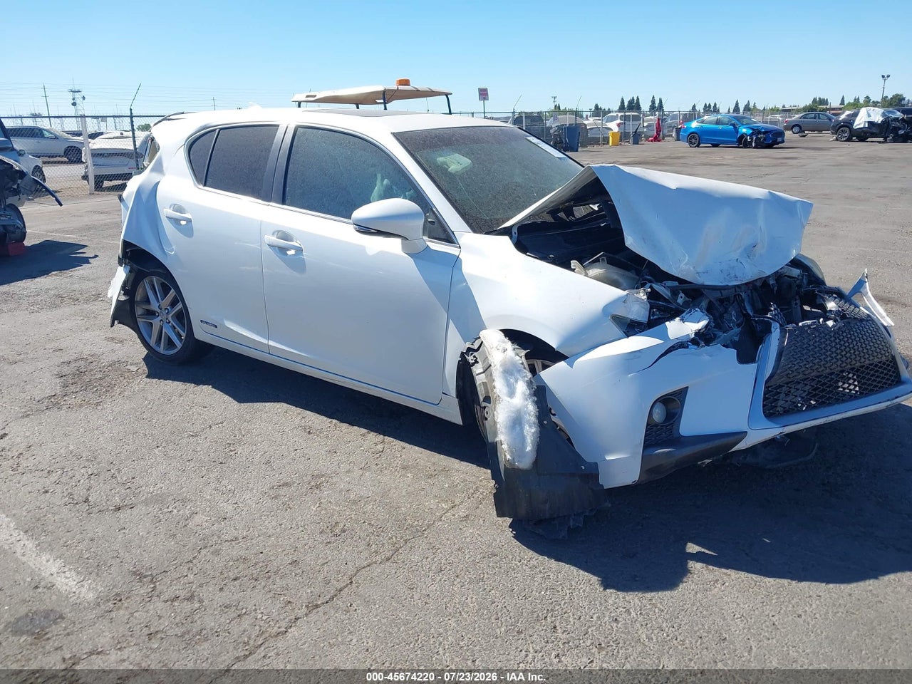JTHKD5BH8F2****** · 2015 LEXUS CT 200H