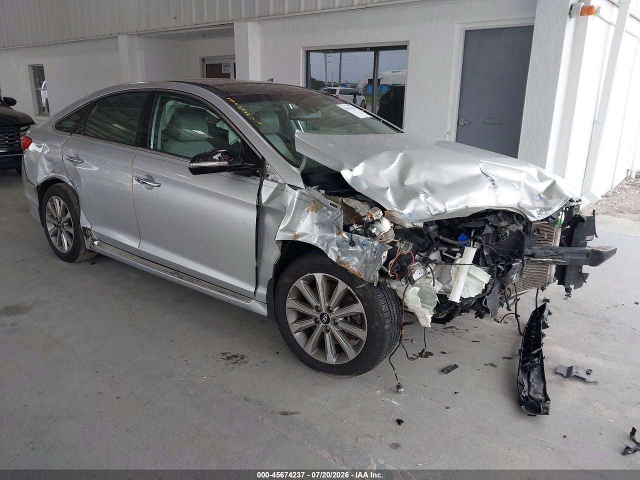 5NPE34AF9GH****** · 2016 HYUNDAI SONATA LIMITED