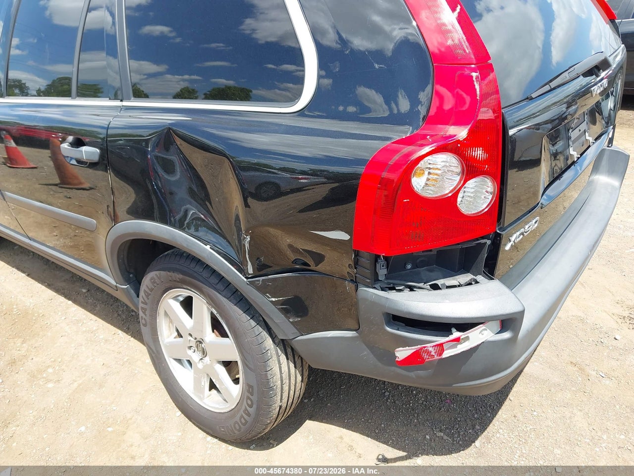 2006 VOLVO XC90 2.5T · 6/11