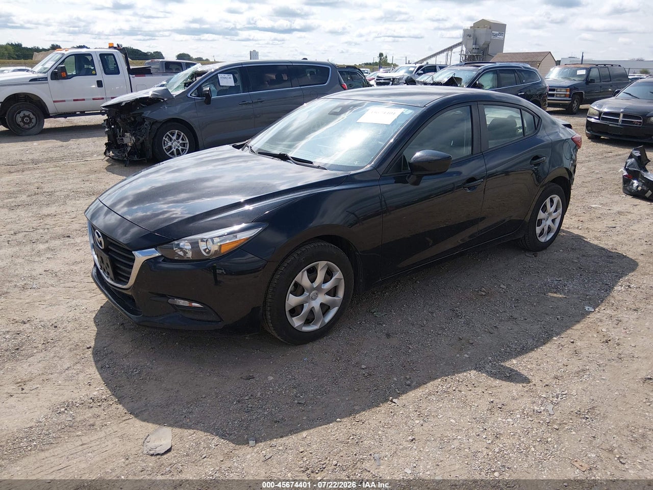 2018 MAZDA MAZDA3 SPORT · 2/11