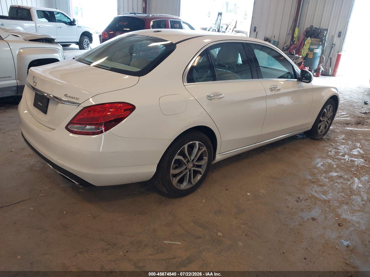 2016 MERCEDES-BENZ C 300 4MATIC · 4/11