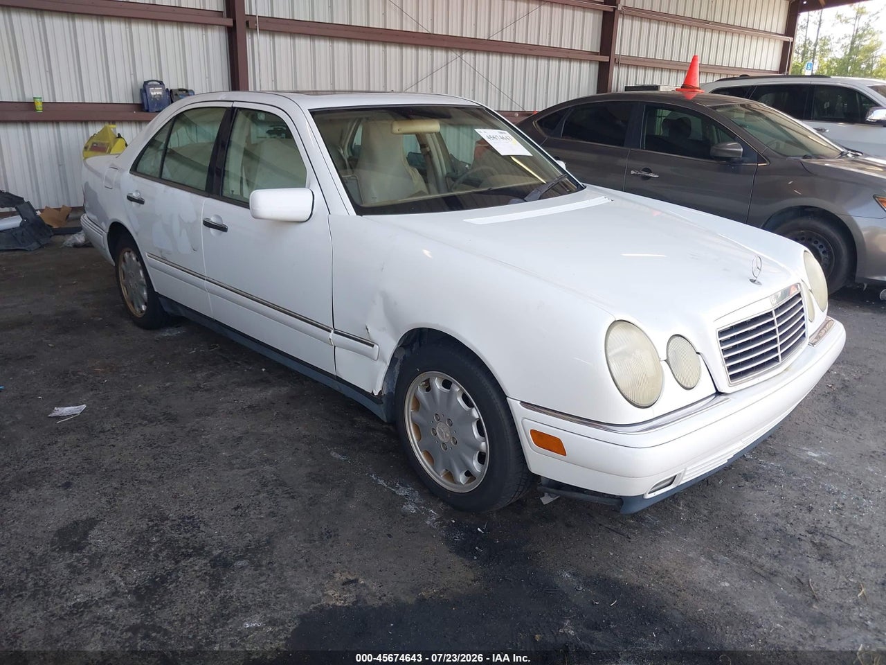 WDBJF25H8XA****** · 1999 MERCEDES-BENZ E 300 DIESEL