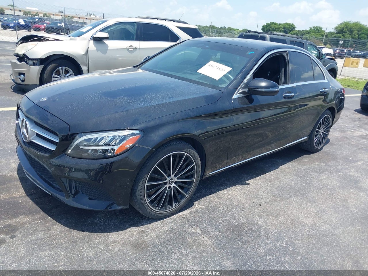 2020 MERCEDES-BENZ C 300 · 2/11
