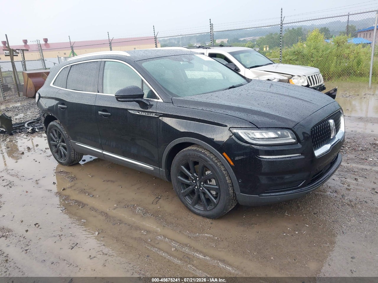 2LMPJ8K90PB****** · 2023 LINCOLN NAUTILUS RESERVE