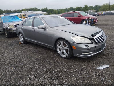 2011 MERCEDES-BENZ S 550