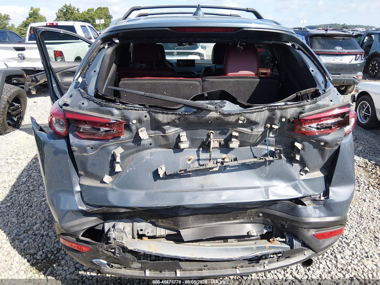 2022 MAZDA CX-9 CARBON EDITION · 6/11