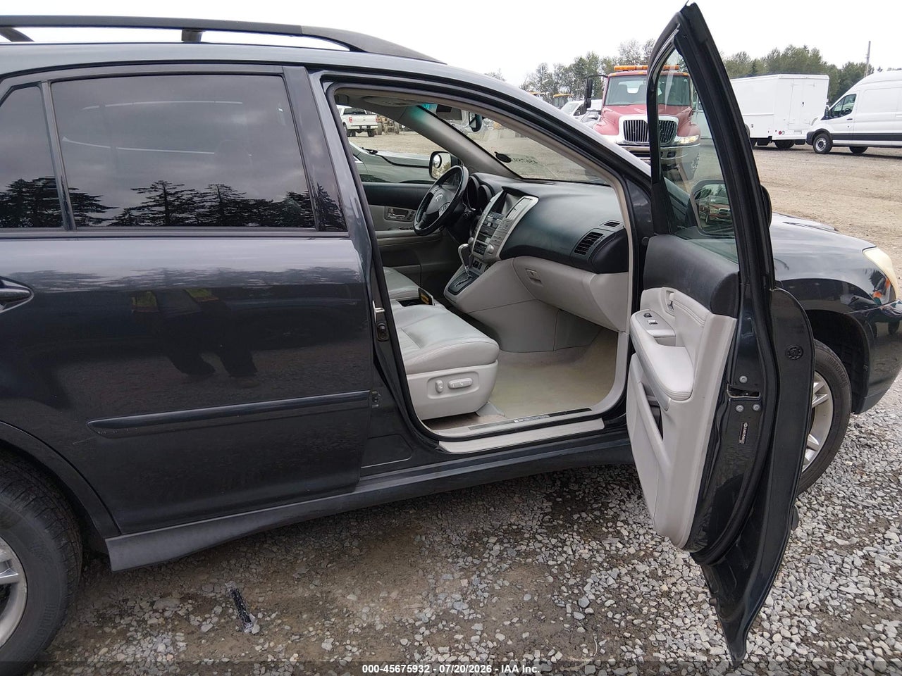 JTJHW31U860****** · 2006 LEXUS RX 400H   · 5/11