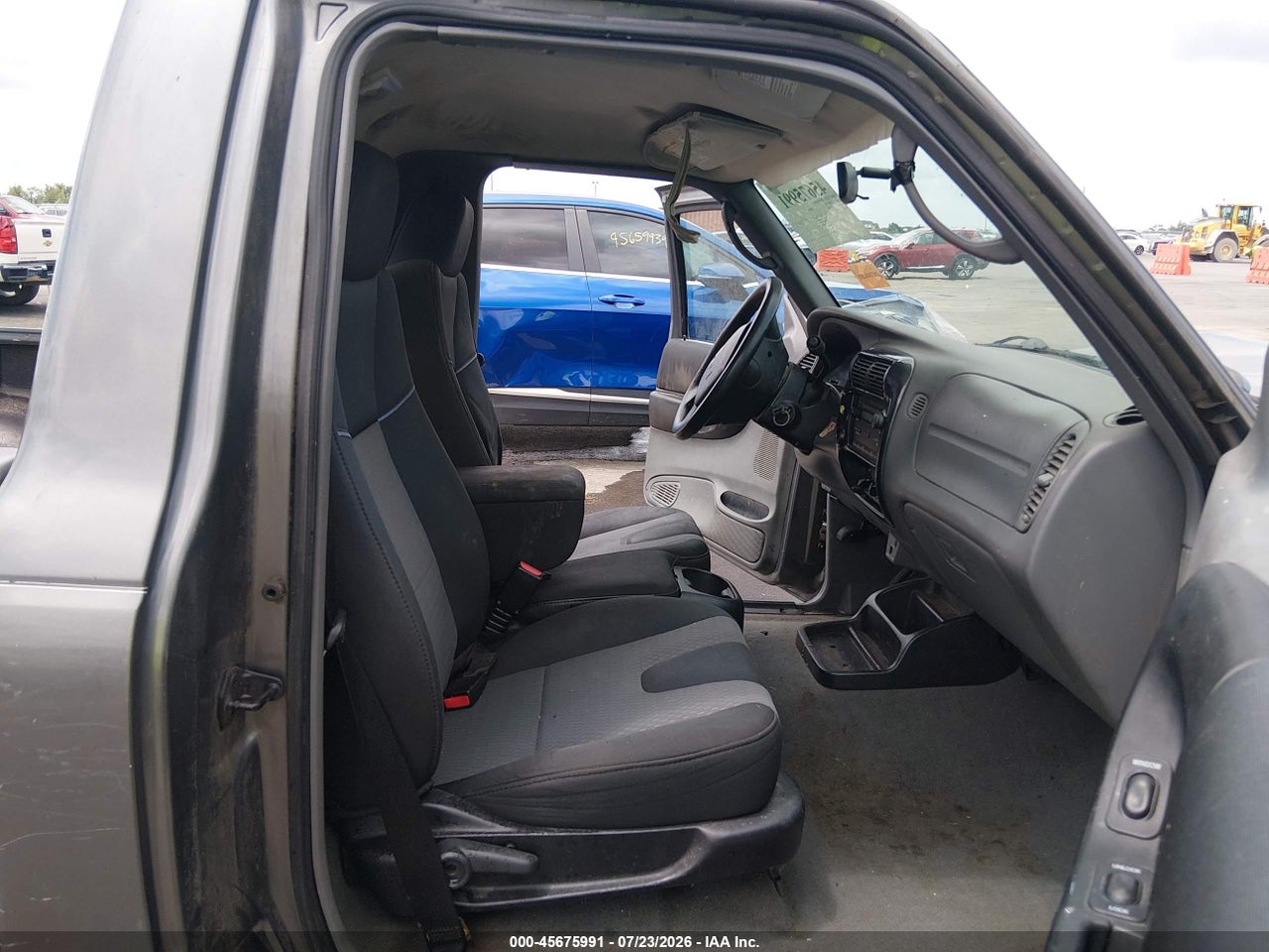 2006 MAZDA B3000 DS · 5/11
