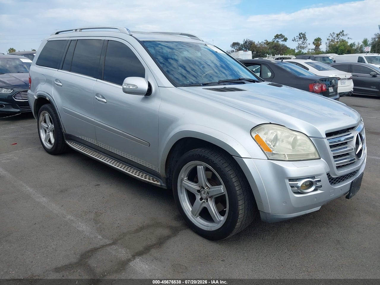 4JGBF86E58A****** · 2008 MERCEDES-BENZ GL 550 4MATIC