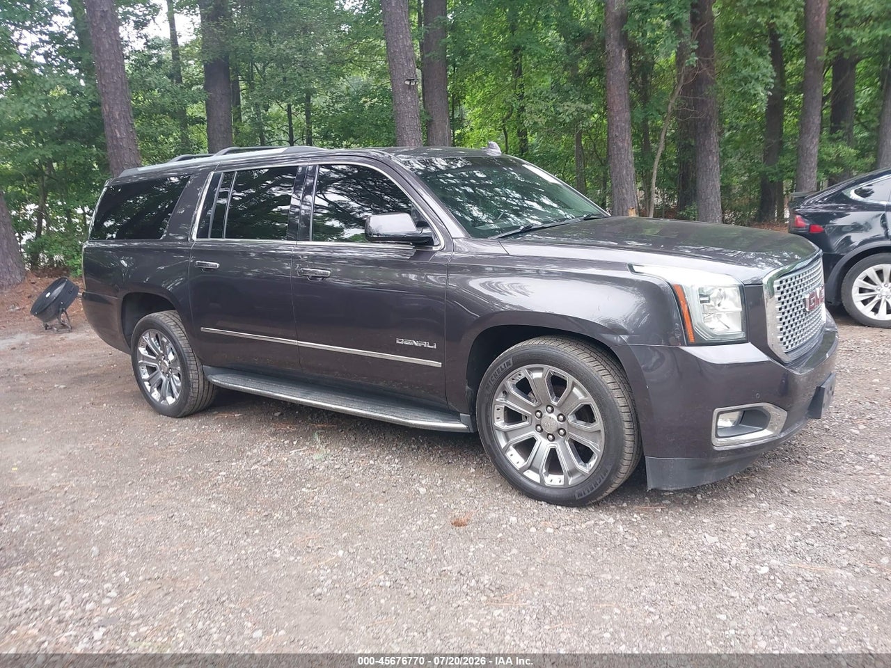 1GKS2HKJ3GR****** · 2016 GMC YUKON XL DENALI