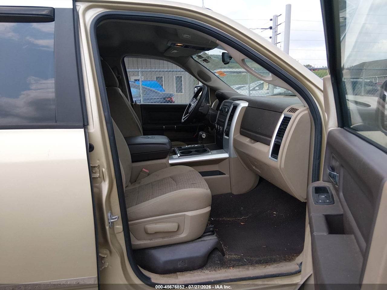 2011 RAM RAM 1500 SLT · 5/11