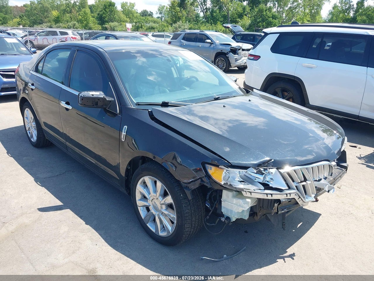 3LNHL2JC3AR****** · 2010 LINCOLN MKZ