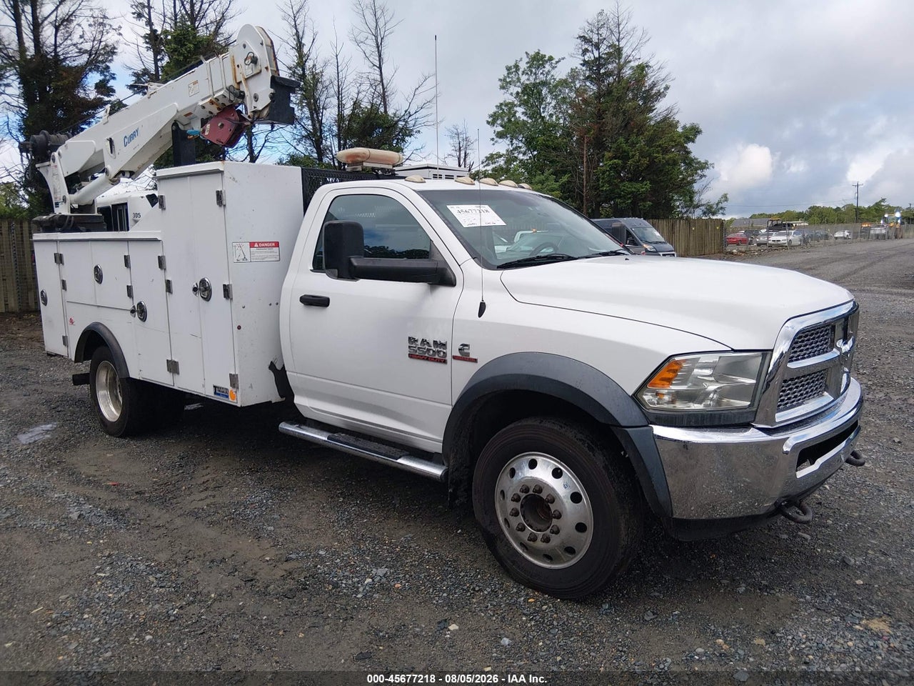 2015 RAM 5500 CHASSIS TRADESMAN/SLT