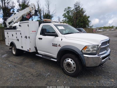 2015 RAM 5500 CHASSIS TRADESMAN/SLT