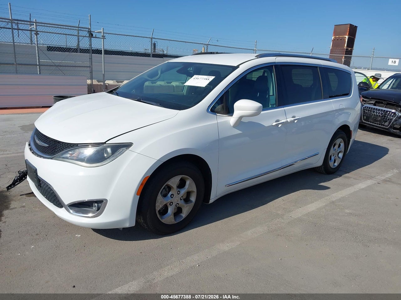 2017 CHRYSLER PACIFICA TOURING-L PLUS · 2/2