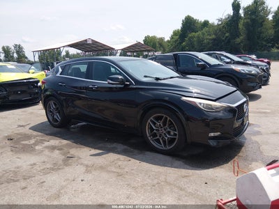 2017 INFINITI QX30 SPORT