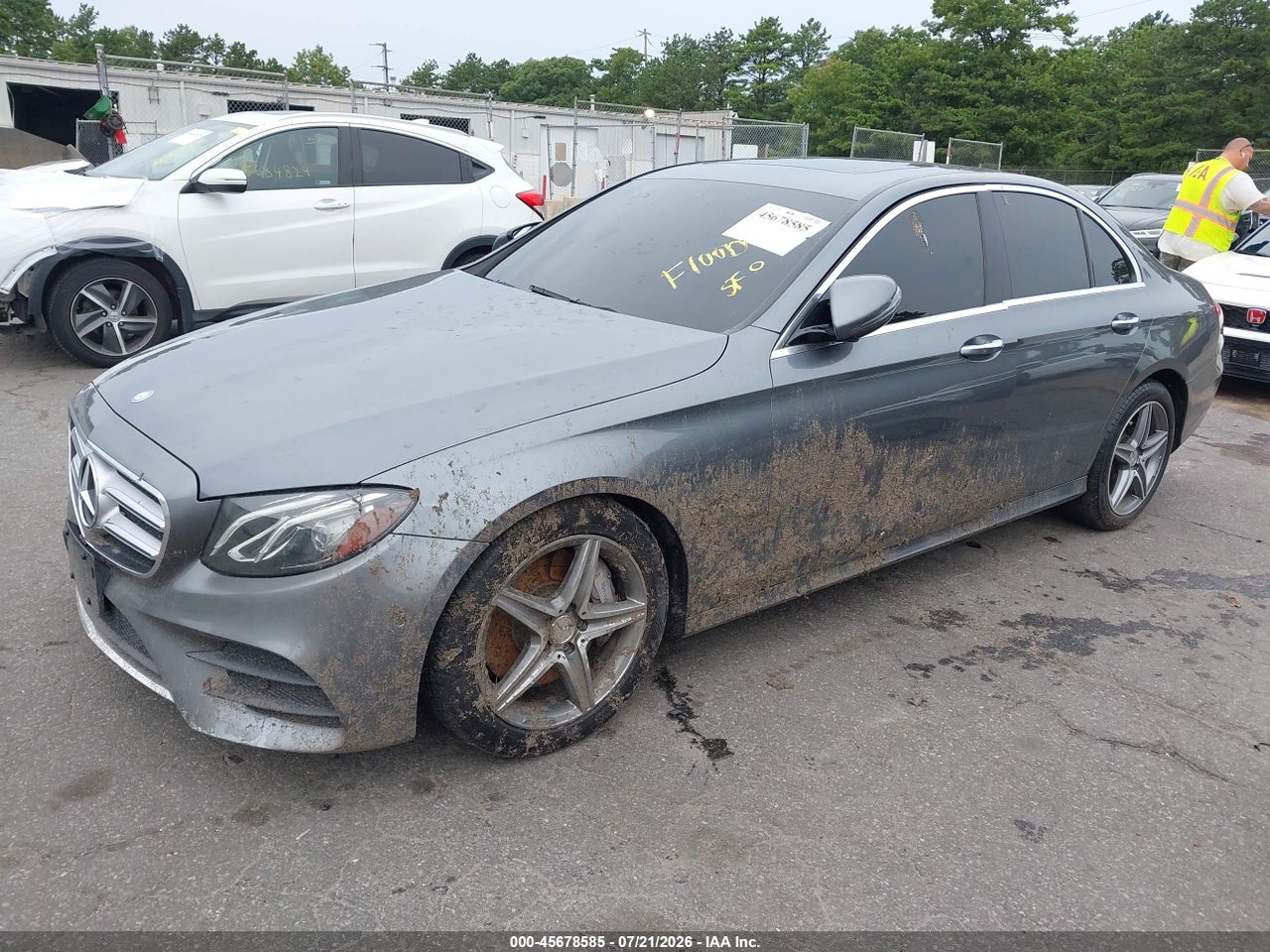 2017 MERCEDES-BENZ E 300 4MATIC · 2/10