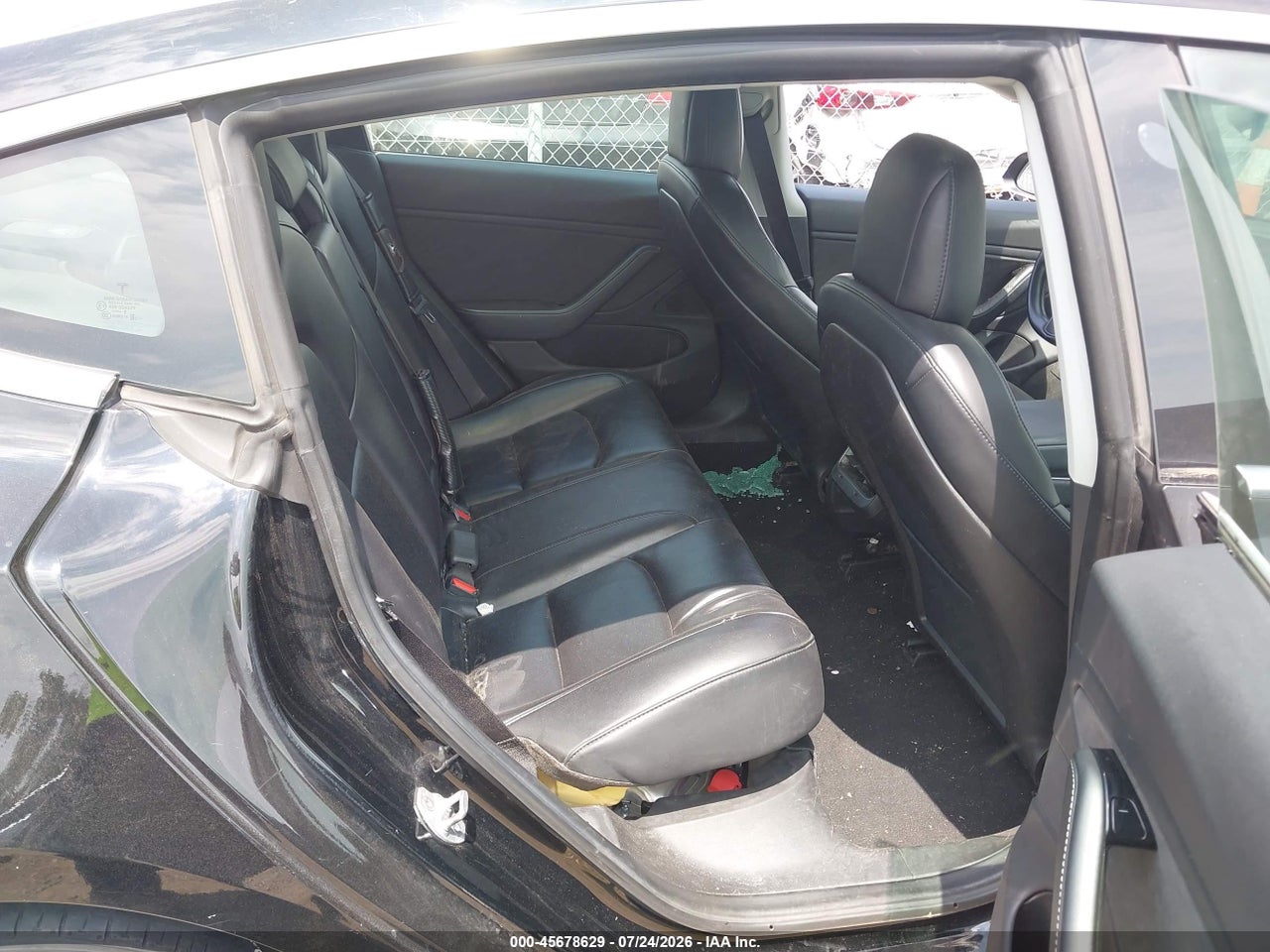 5YJ3E1EB2KF****** · 2019 TESLA MODEL 3 LONG RANGE/PERFORMANCE · 8/9