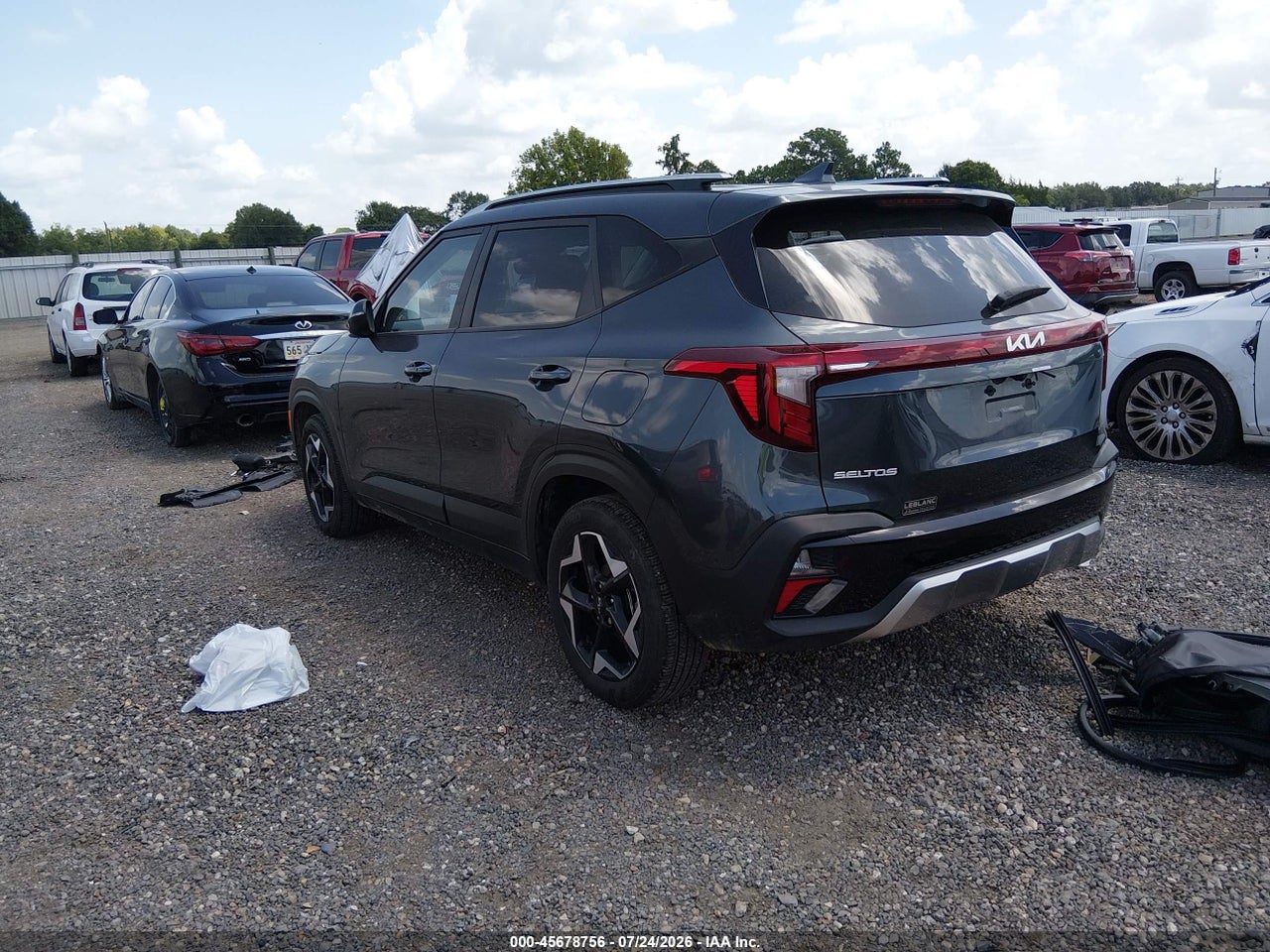 2025 KIA SELTOS S · 3/11