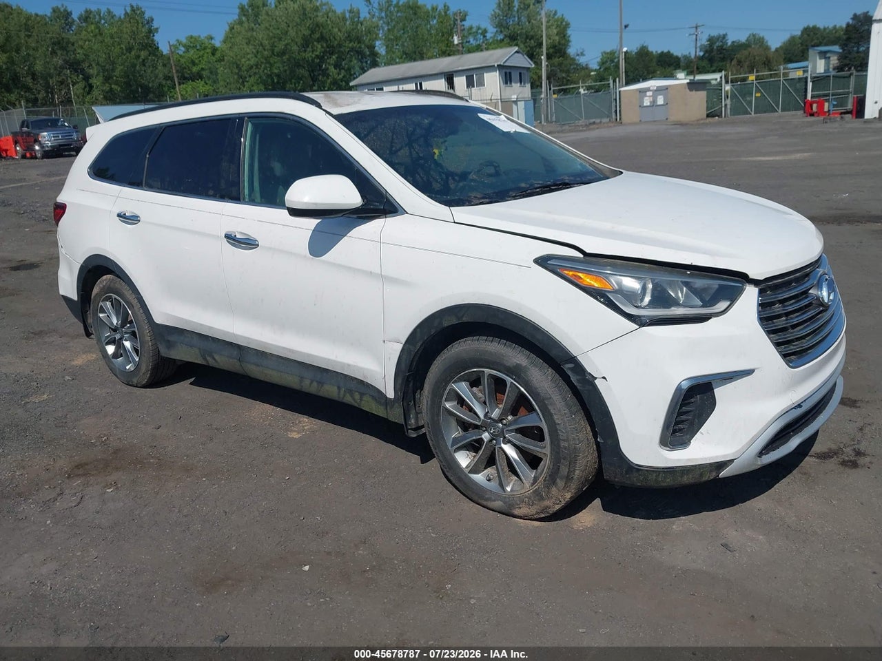 KM8SMDHF3HU****** · 2017 HYUNDAI SANTA FE SE