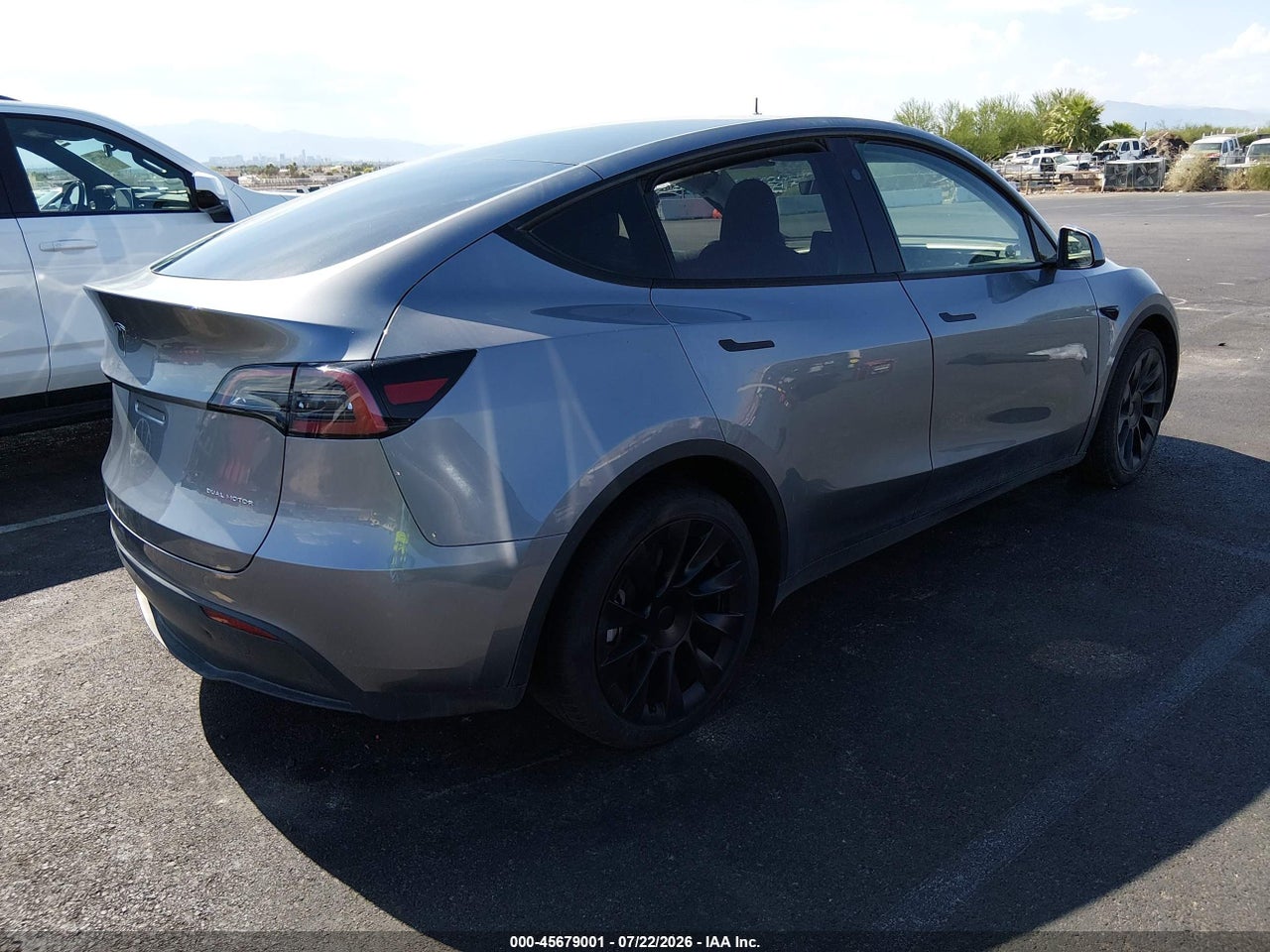 2024 TESLA MODEL Y LONG RANGE DUAL MOTOR ALL-WHEEL DRIVE · 4/11